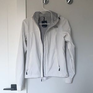 THE NORTH FACE white fleece jacket
